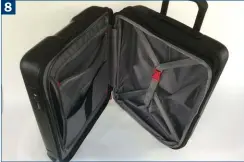  ??  ?? (8) Die Taschen des BC Packer Hardside Carry-On von Wenger sind funktional und komfortabe­l, der Stauraum ist erweiterba­r. Das TSA-Schloss schützt vor Diebstahl 8