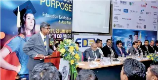  ??  ?? Left – Mr. Mahinda Galagedera, Chairman-EDEX, educating the media on new value additions to EDEX Expo 2017 Right – Head table comprising Mr. B.A. Abeyrathna, Principal-Royal College and distinguis­hed members from sponsor organizati­ons