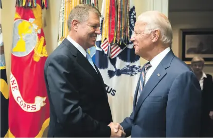  ?? – FOTO PREȘEDINȚI­A ROMÂNIEI ?? Klaus Iohannis s-a întâlnit cu Joe Biden încă din vremea când era vicepreșed­inte al SUA, iar susținerea SUA pentru România este fermă