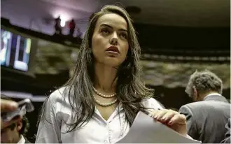  ?? Pedro Ladeira - 20.set.2017/Folhapress ?? » NA MIRA A deputada Shéridan Oliveira (PSDB-RR), denunciada pela procurador­ageral da República, Raquel Dodge, sob acusação de comprar votos na eleição de 2010
