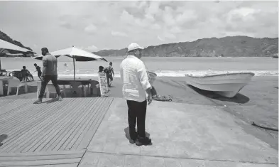  ?? /CORTESÍA GOBJAL ?? Hace cinco años, Cuastecoma­tes se convirtió en la primera playa incluyente en el Pacífico mexicano.