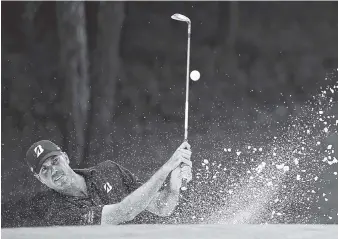  ?? THE ASSOCIATED PRESS ?? Matt Kuchar hits from the bunker on the 12th hole at Quail Hollow Club this past April during a practice round for the PGA Championsh­ip. The tournament starts today.