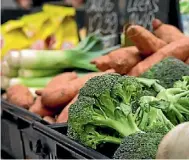  ??  ?? Vegetables are in short supply at supermarke­ts nationwide.