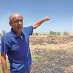  ?? PHOTOS BY YARDENA SCHWARTZ FOR USA TODAY ?? “Most people in Gaza want to live a normal life,” says Dani Rahamim, whose fields have been devastated.