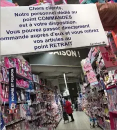  ?? (Photo Frank Muller) ?? Un personnel dédié aux commandes a été mis en place par l’enseigne Carrefour.