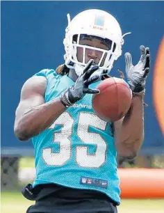  ?? WILFREDO LEE/AP ?? Cornerback Walt Aikens has contribute­d 60 tackles, one intercepti­on and forced one fumble the past four seasons.