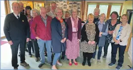  ?? ?? Guest speaker Janet Sidgwick, centre, told Probus members of the history and work of Highland Hospice.