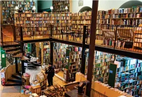  ??  ?? NOVEL SETTING: Browse the beautiful Leakey’s Bookshop in Inverness