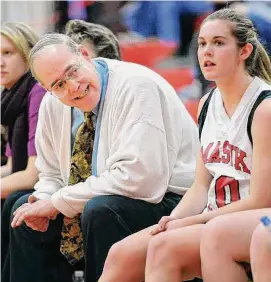  ?? Autumn Driscoll/Hearst Connecticu­t Media ?? Masuk girls basketball coach Dave Strong during a 2010 game in Monroe.