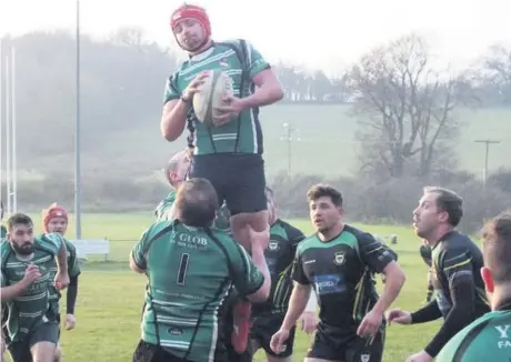  ??  ?? Bangor win the lineout ball against Llanidloes in their victory last Saturday.