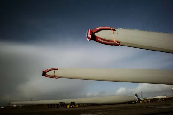  ?? Carsten Snejbjerg, © The New York Times Co. file ?? Wind turbine blades built by Siemens Gamesa in Denmark are ready to ship to Taiwan in Aalborg, Denmark, on Feb. 10. A wind turbine factory in Denmark and a coal mine in Poland illustrate the painful policy choices after Russia’s aggression in Ukraine added urgency to the transition to greener energy.