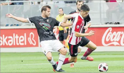  ?? FOTO: MIREYA LÓPEZ ?? Victoria en el primer partido El Bilbao Athletic se impuso al Tudelano en Lezama en el estreno de la temporada