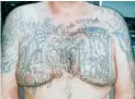  ?? FOTO: EL HERALDO ?? El capturado presenta tatuajes en diferentes partes del cuerpo.