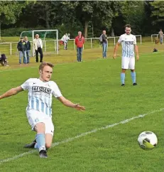  ?? RP-FOTO: G. EVERS ?? SV Schottheid­e-Frasselt, hier Matthias Reinders in Aktion, setzte sich bei Concordia Goch mit 6:2 durch.