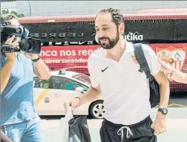  ?? FOTO: EFE ?? Pablo Machín ya tiene de regreso sanos y salvos a sus internacio­nales