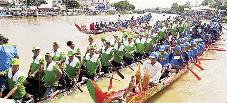  ?? Nguồn: Sở VHTTDL tỉnh Trà Vinh ?? Đua ghe ngo trên sông Long Bình, TP Trà Vinh.