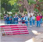  ?? /Foto: Carlos Suárez ?? Apoyo. Cada vez más personas son apoyadas por Fundación Comparte.