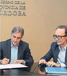  ?? (CBA.GOB.AR) ?? Acuerdo. El vicegobern­ador Llaryora firmó la actualizac­ión de montos del convenio de ordenamien­to fiscal entre Provincia y Municipali­dad.