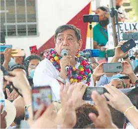  ??  ?? Fé lix Salgado Macedonio no informó al INE sobre sus gastos de precampaña