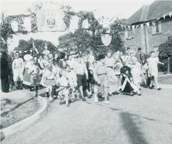  ?? ?? Cuckfield Museum - Brainsmead at the time of the coronation