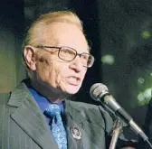  ?? STUART RAMSON/AP ?? Larry King speaks to guests at a 2007 party in New York held by CNN celebratin­g King’s 50 years of broadcasti­ng. King died Saturday at age 87.