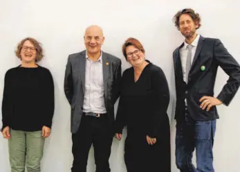  ?? FOTO: PRIVAT ?? Freuen sich auf die Woche unabhängig­er Buchhändle­r (von links): Katrin Haas, Michael Riethmülle­r, Dorothee Jung und David Mesche.