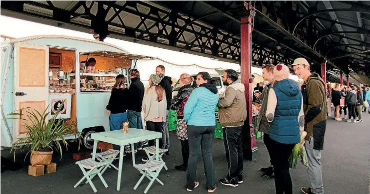  ?? ISABELLA HARRIX /THE TART TIN ?? It’s not unusual to find a line at Matt Cross’ Tart Tin caravan on a Saturday morning in Dunedin.