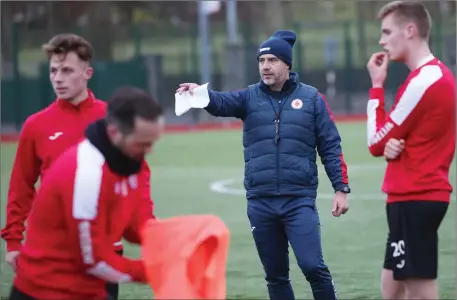  ??  ?? Ger Lyttle conducts the first training session of the year.