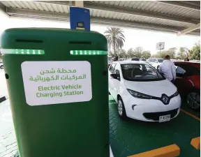  ?? Pawan Singh / The National ?? Dubai aims to install 1,000 EV charging stations by 2025