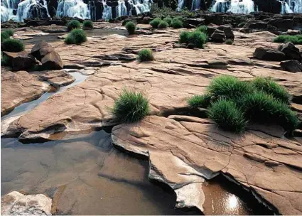  ?? Pepe Mateos/Divulgação ?? Vista do lado argentino dos saltos de Moconá, que se dividem entre Misiones e o Estado do Rio Grande do Sul