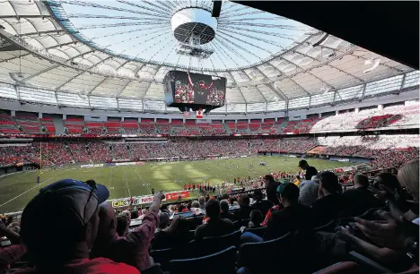  ?? KIM STALLKNECH­T/PNG FILES ?? Figures show annual maintenanc­e costs for the BC Place roof have more than doubled since it became fully operationa­l in the fall of 2011.