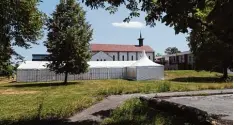  ?? Foto: Alexander Kaya ?? Westlich der Friedenski­rche im Wiley soll ein neues Kinderhaus gebaut werden. Die Stadt Neu Ulm gibt einen Zuschuss dazu.
