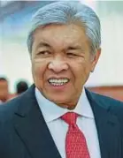  ??  ?? Datuk Seri Nazri Aziz (left) and Datuk Seri Dr Ahmad Zahid Hamidi