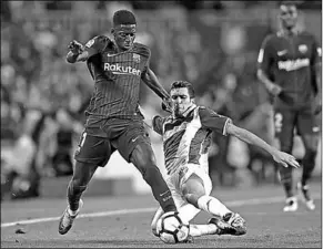  ??  ?? Ousmane Dembélé blijft de gemoederen bezighoude­n in Spanje. Dembélé kwam pas na anderhalf uur met een verklaring over zijn absentie op de training afgelopen donderdag, wat zorgde voor veel frustratie bij de clubleidin­g. (Foto: Goal)