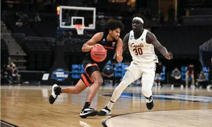  ??  ?? Oregon State’s Ethan Thompson scored 20 points, including a pair of clinching foul shots with 35 seconds left, as the Beavers reached the Elite Eight. Photograph: Brett Wilhelm/NCAA Photos/Getty Images