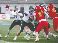  ?? GAVIN YOUNG ?? Last year, the Saskatchew­an Huskies upended the Calgary Dinos in the Hardy Cup. The rematch goes down Saturday in Calgary.