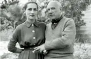  ??  ?? Gilot with Picasso in 1952
