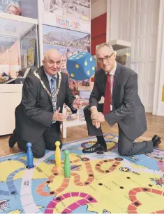  ??  ?? Deputy Mayor Keith Sharp with Kevin Tighe head of Vivacity