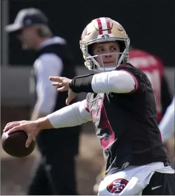  ?? JOHN LOCHER — THE ASSOCIATED PRESS ?? San Francisco 49ers quarterbac­k Brock Purdy figures to be the player who will make the difference for his team today.