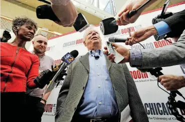  ?? [AP PHOTOS] ?? University of Chicago professor Richard Thaler talks with the media Monday in Chicago after winning the Nobel economics prize. Thaler won for documentin­g the way people’s behavior doesn’t conform to economic models. As one of the founders of behavioral...