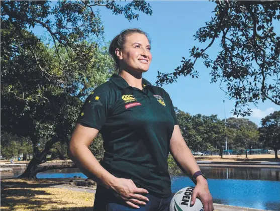  ?? QUIT ROLE: Jillaroos captain Ruan Sims has stepped down as a Dally M judge and ( below) Australian Rugby League Commission chairman Peter Beattie. ??