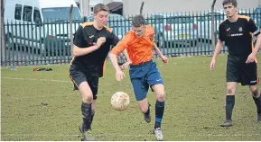  ??  ?? Fairmuir Violet U/19 (tangerine) beat Luncarty 5-1 a fortnight ago. They play Monifieth this weekend in the President League.