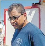  ?? / ARCHIVO ?? Sergio Francisco Ayala Hernández, jefe del Heroico Cuerpo de Bomberos Voluntario­s de Tequisquia­pan.