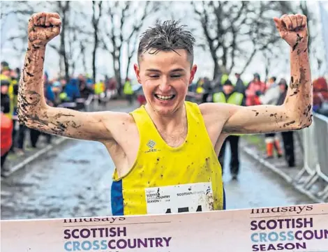  ?? Picture: Bobby Gavin. ?? Dundee’s Jamie Crowe wins the Scottish National senior men’s cross-country title.