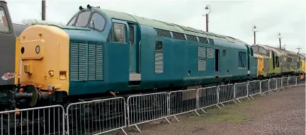  ?? ?? One time Cornish Railways’ No. 37207 is now at the Dudley VLR (Very Light Rail) facility for conversion to a battery/hybrid locomotive. On October 21, 2017 it was in a moribund state at Barrow Hill. D.J.H Photograph­y/Creative Commons (CC BY-SA 2.0)