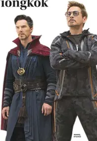  ?? MARVEL STUDIOS ?? MASIH BERJUANG: Benedict Cumberbatc­h (kiri) dan Robert Downey Jr di Avengers: Infinity War. Jumat lalu film ini baru ditayangka­n di Tiongkok.
