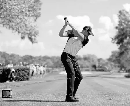  ?? MIKE EHRMANN/GETTY IMAGES ?? Henrik Stenson of Sweden plays his shot from the 8th tee during the final round at the Arnold Palmer Invitation­al at Bay Hill Club on Sunday.