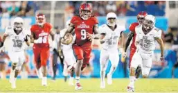  ?? JOEL AUERBACH/GETTY IMAGES ?? Coach Lane Kiffin has tried this past week to create an environmen­t where the team isn’t still harping on last week’s impressive victory against Bethune-Cookman.