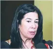  ??  ?? FUNCIONARI­A. Miriam Guzmán, directora del SAR.