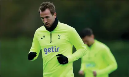  ?? Photograph: Tottenham Hotspur FC/Getty Images ?? Harry Kane, pictured in Spurs training on Thursday, is among players who have experience­d ‘overload’ in a packed season so far.